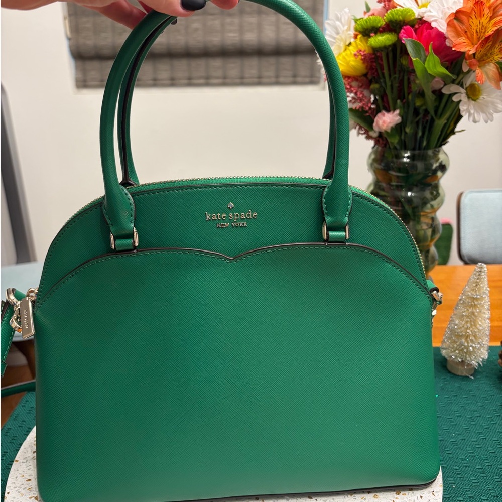 Kate Spade Payton Medium Dome Satchel in Kelly Green SOLD - Picture 5 of 13
